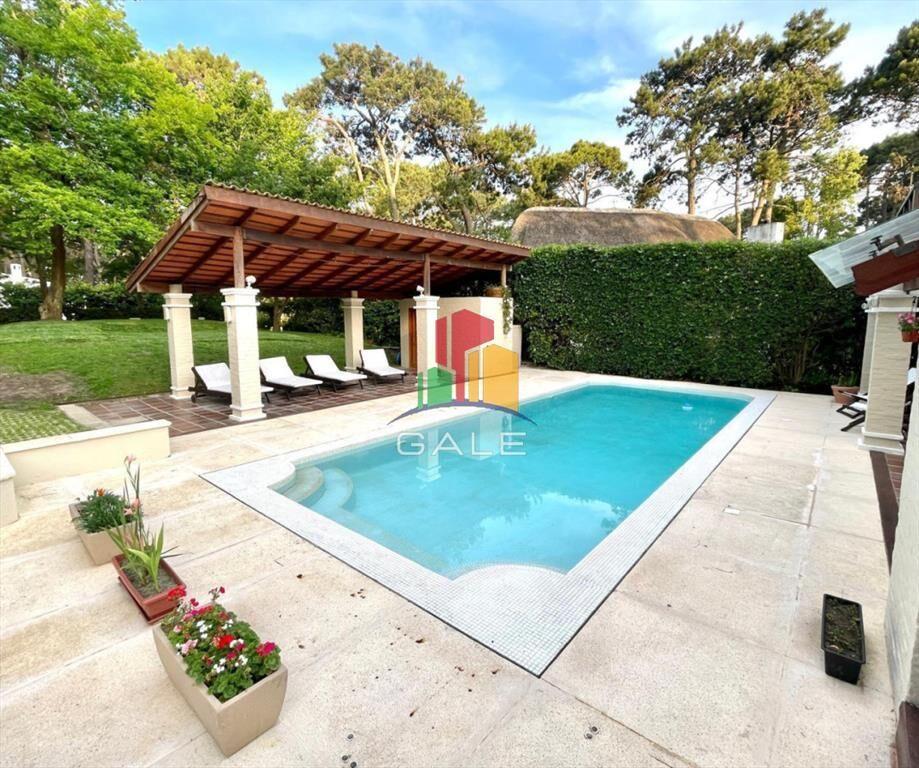 Chalet en San Rafael - Venta y Alquiler