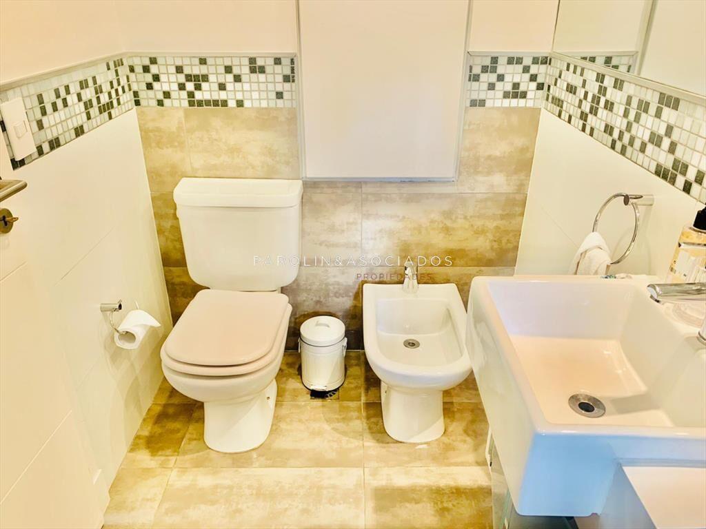 Apartamento de 2 dormitorios en venta en Arenas