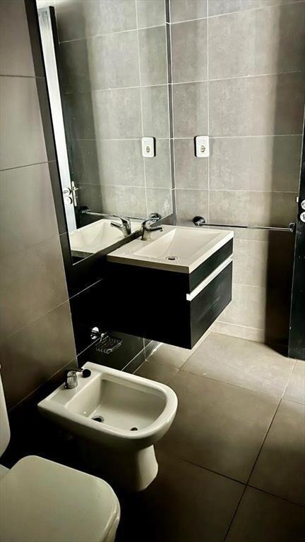 Venta apartamento Pocitos Nuevo 1 dormitorio con renta