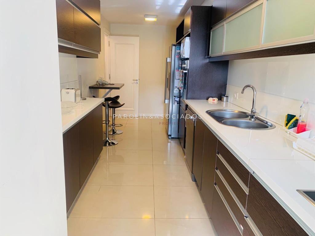 Apartamento en venta de 3 dormitorios en Torre