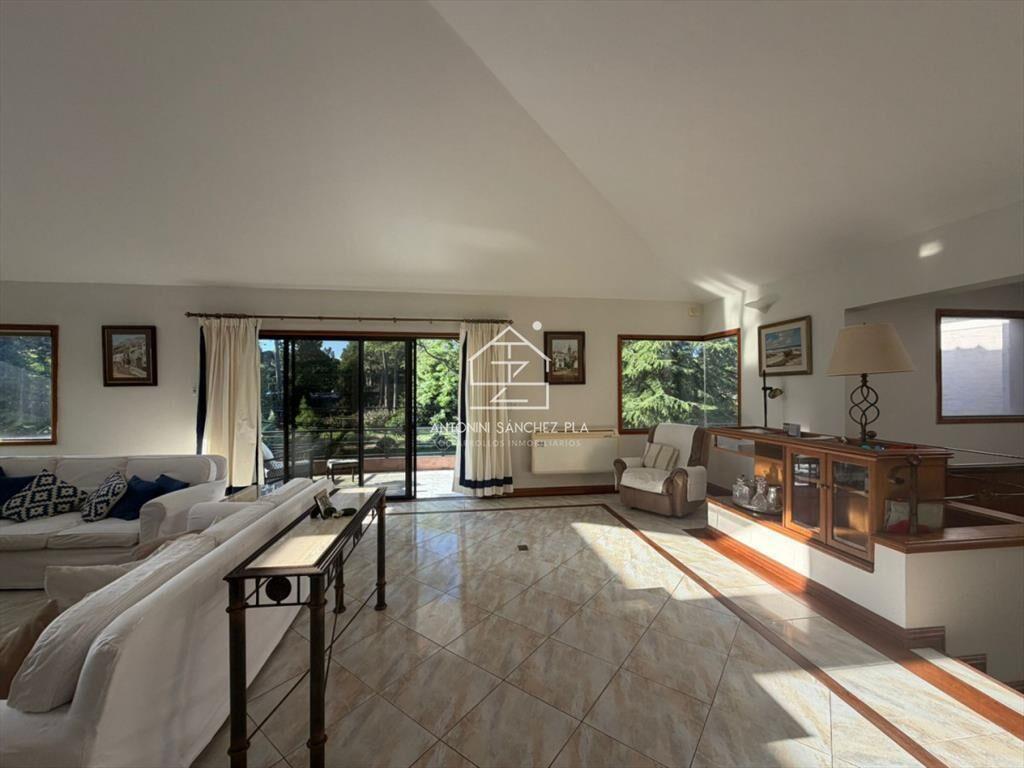 Casa en Alquiler anual Punta del este 3 dormitorios San Raf