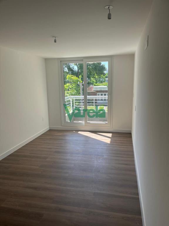 Venta apartamento Malvín 2dorm con parrillero,,