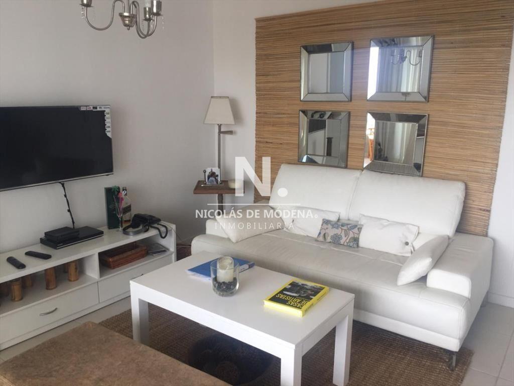 Apartamento de venta de 1 dormitorio y medio en