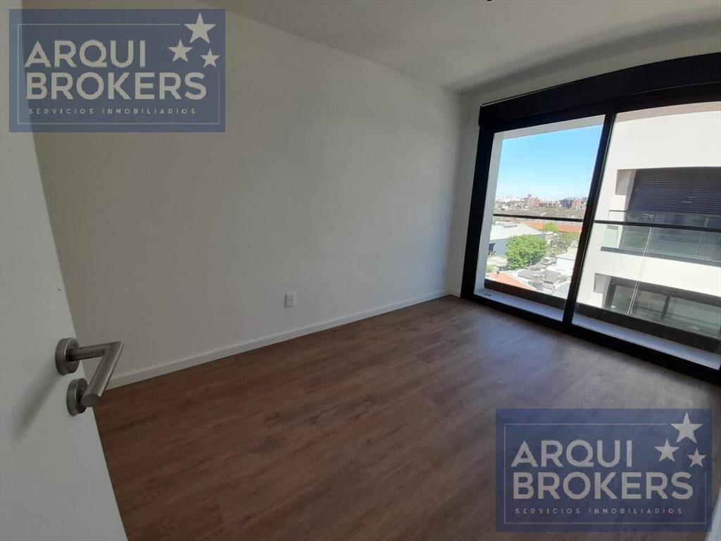 Apartamento de 2 dormitorios en venta con renta en La Blanq
