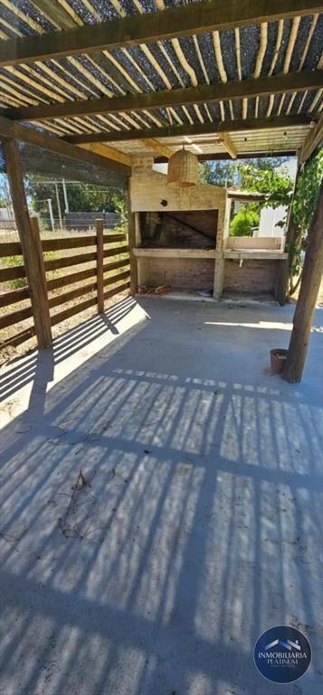 Venta dos casas mismo padron, 3dormitorios, La Floresta.