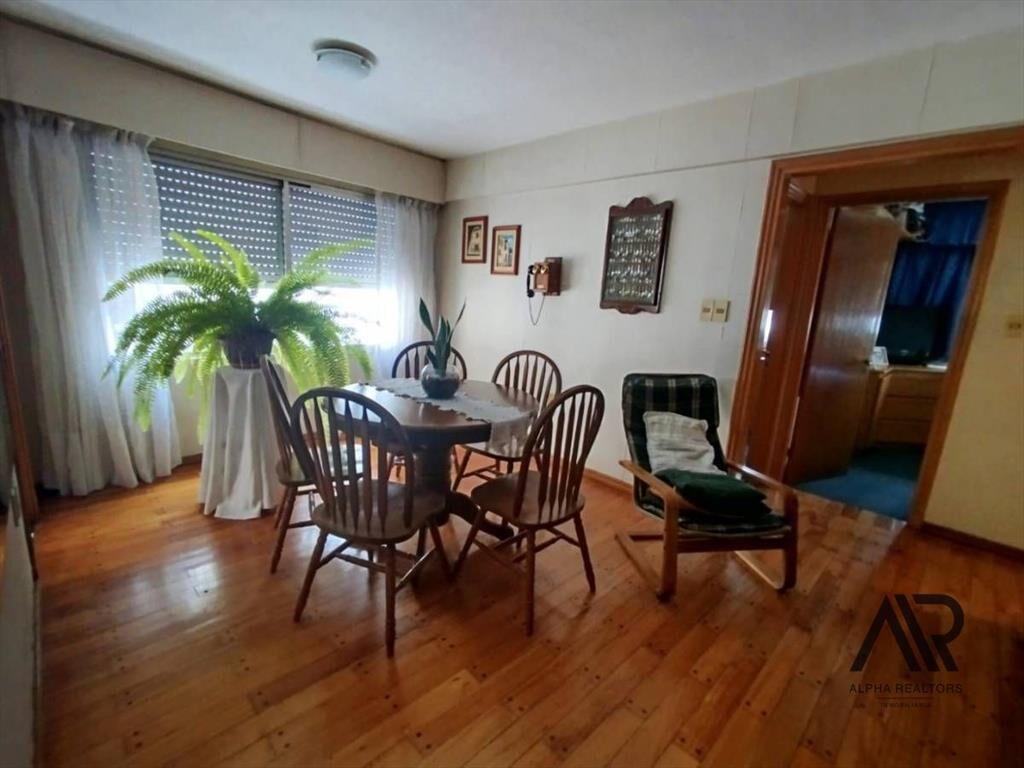 Apartamento 3 Dormitorios en buceo a metros de la rambl...