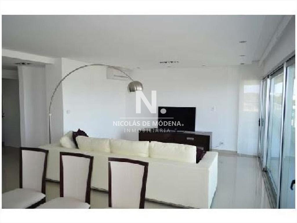 Venta Apartamento de 3 dormitorios en Playa Punta