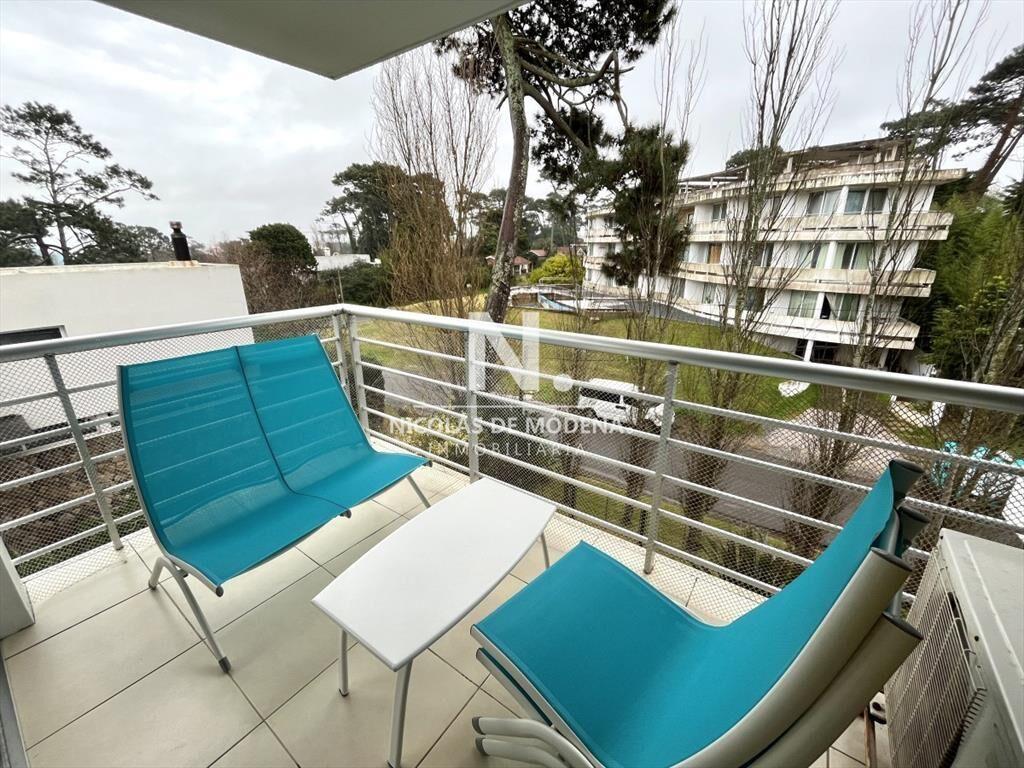 Venta apartamento 3 dormitorios. Playa mansa, del