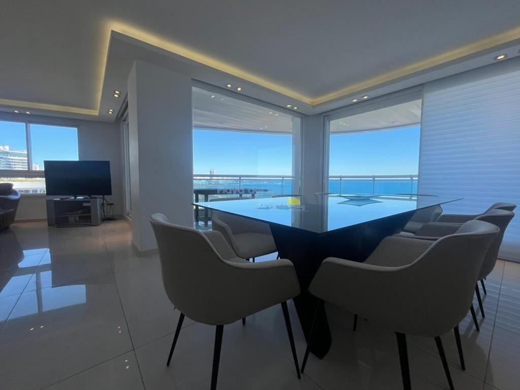 Apartamento de 3 dormitorios en Torre Millenium ,