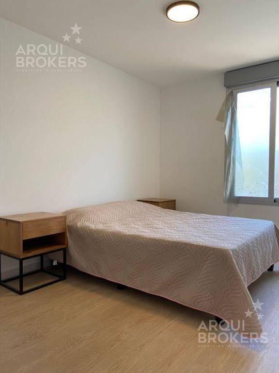 Apartamento de 1 dormitorio en venta en  Tres Cruces