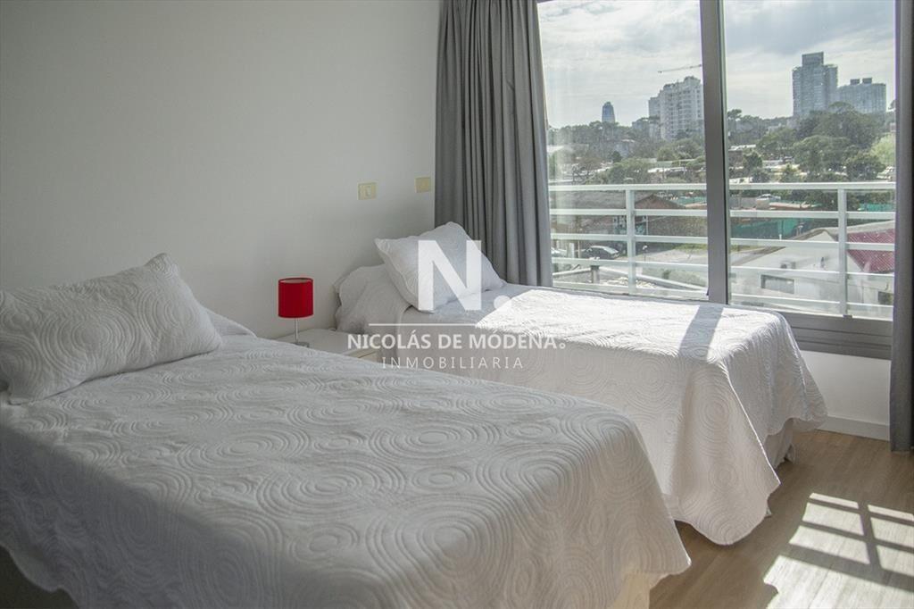 Departamento de 2 dormitorios en venta en torre moderna a m