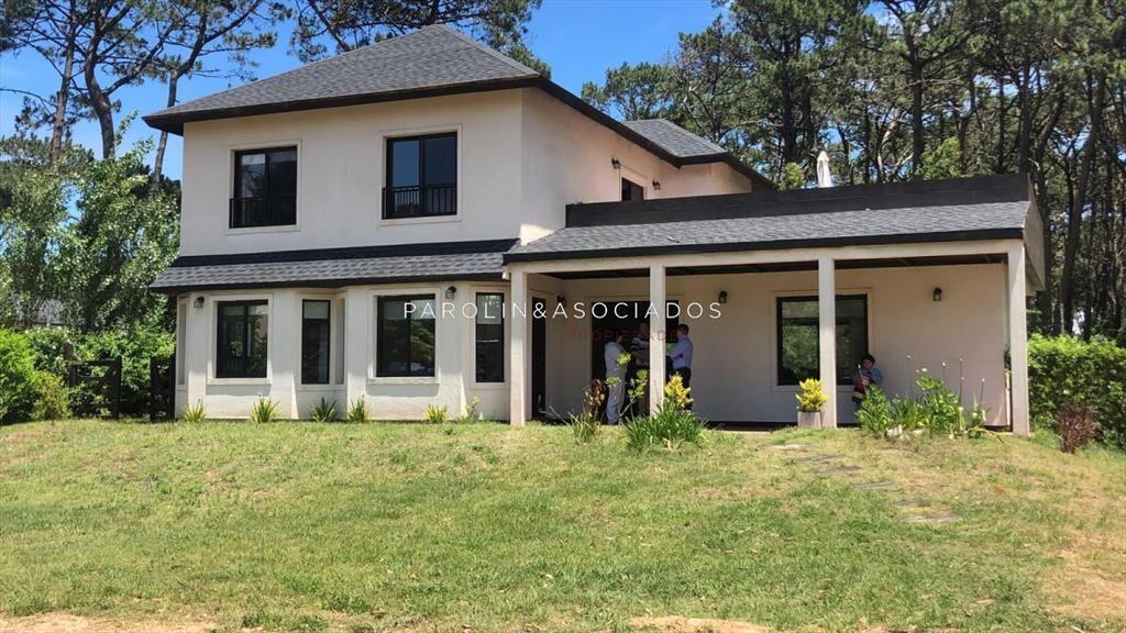 Casa en venta de 4 dormitorios en La Arbolada,