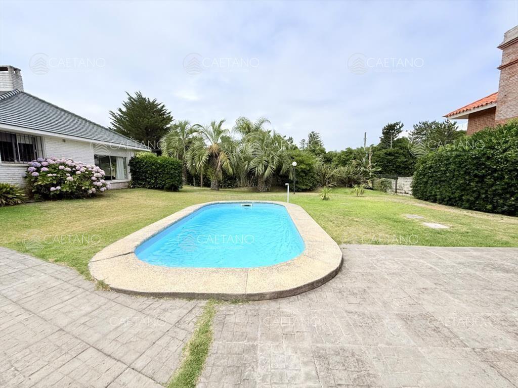 Casa en venta Rincon del Indio - Playa Brava