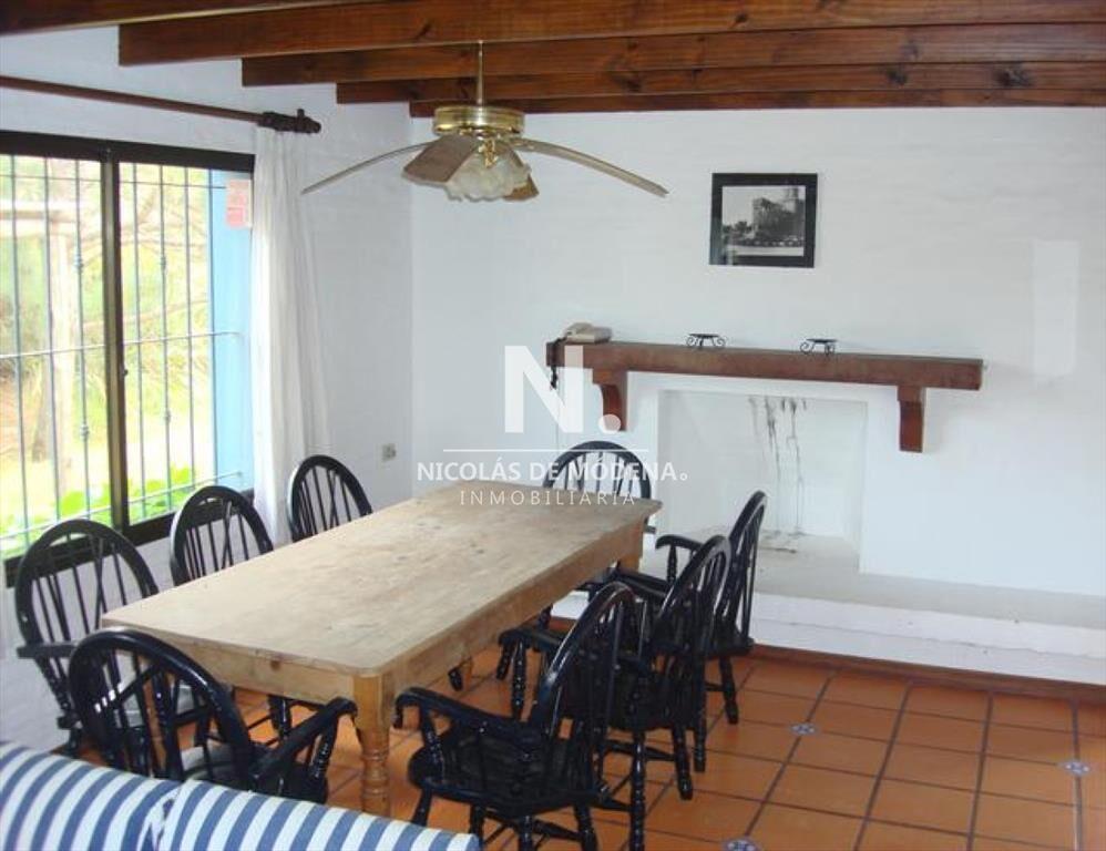 CASA EN VENTA EN ZONA DE TIO TOM