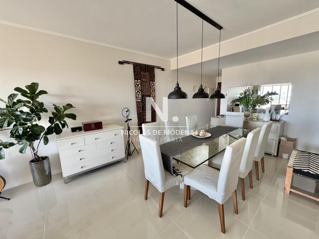 Penthouse de 3 dormitorios en suite a metros del