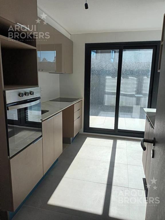 Apartamento de 2 dormitorios en venta en Malvín
