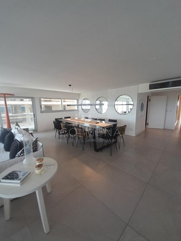Apartamento de 3 dormitorios en Silente , Punta ,
