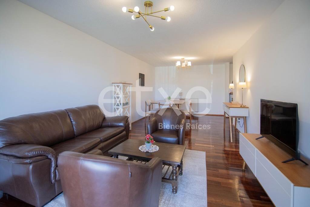 Apartamento en Alquiler
