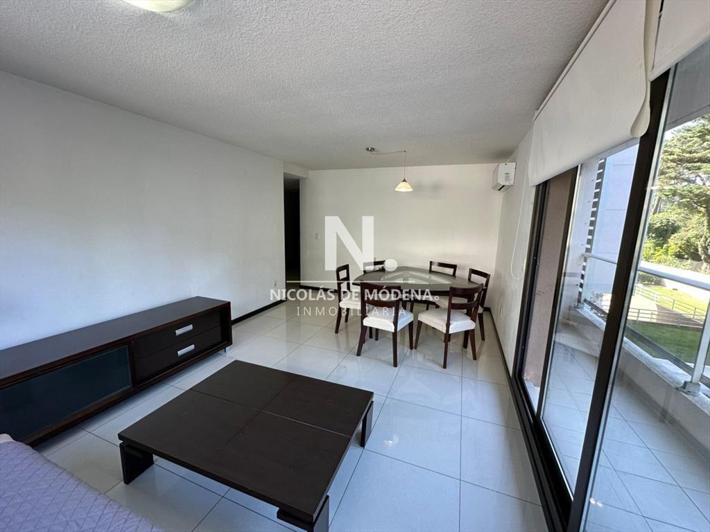 Departamento en venta con excelente ubicación.