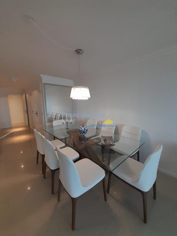 Apartamento en venta de 3 dormitorios en Punta ,