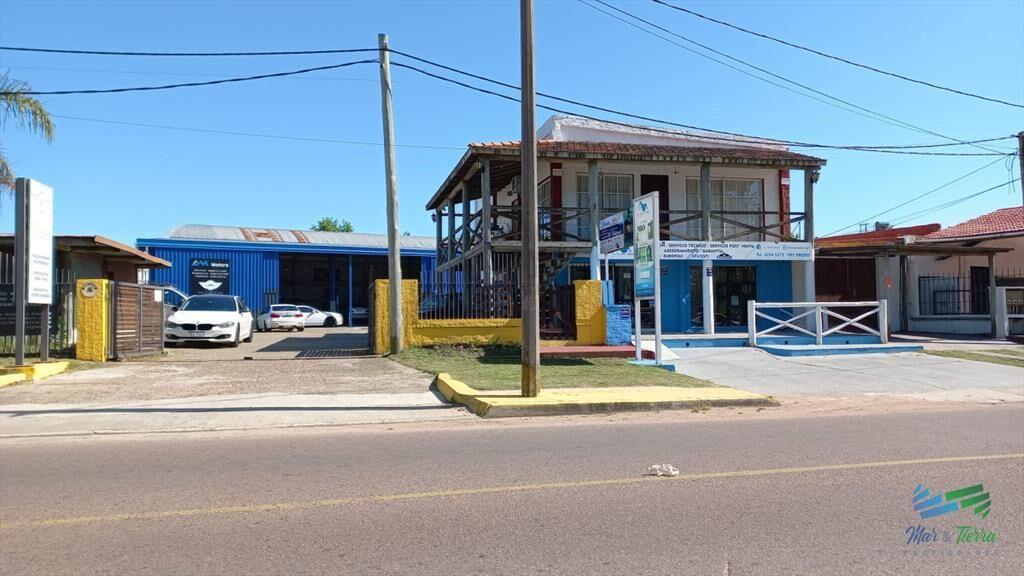 VENDO LOCAL, CASA Y GALPON EN MALDONADO, ZONA