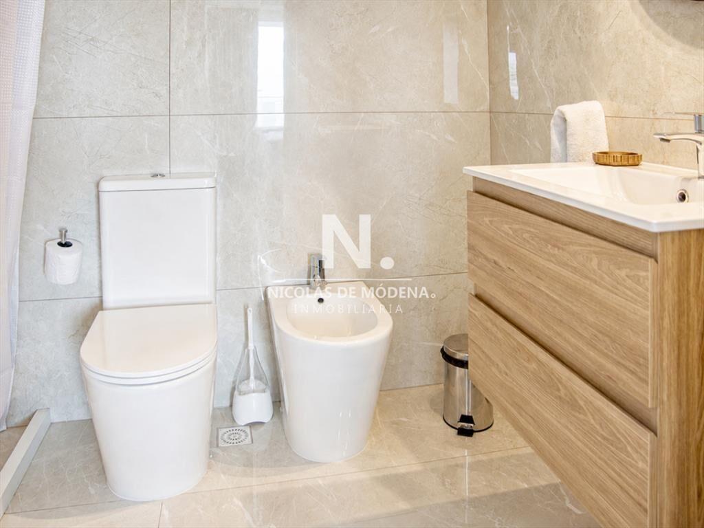 En venta apartamento de 2 dormitorios con balcon en Brava,