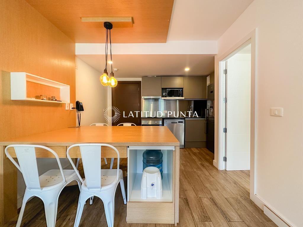Apartamento 1 dormitorio con jardín. Puerto