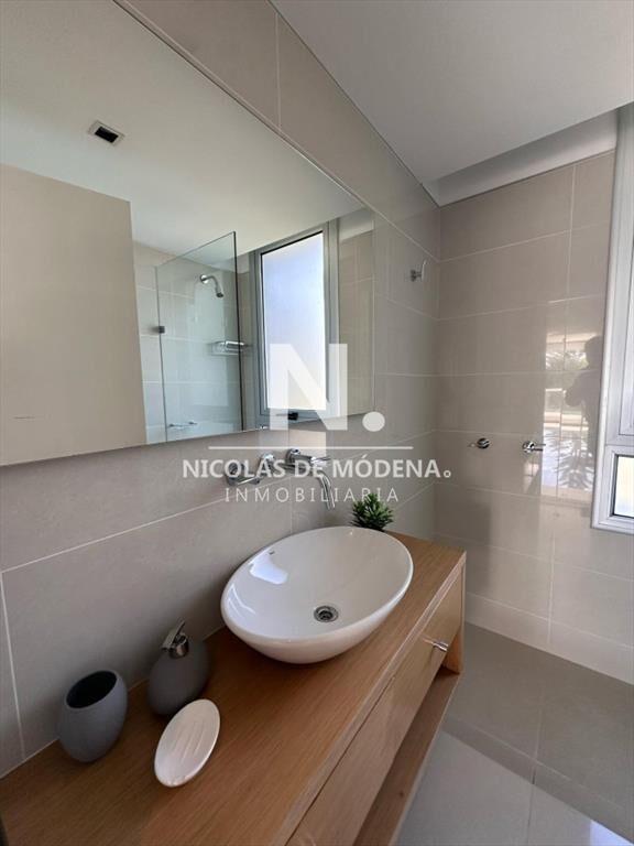 Departamento de 3 dormitorios en venta en torre