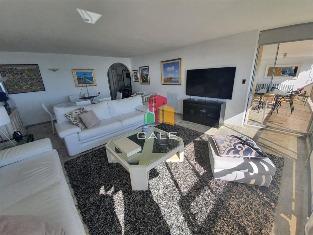 Departamento en venta, 3 dormitorios. Torre