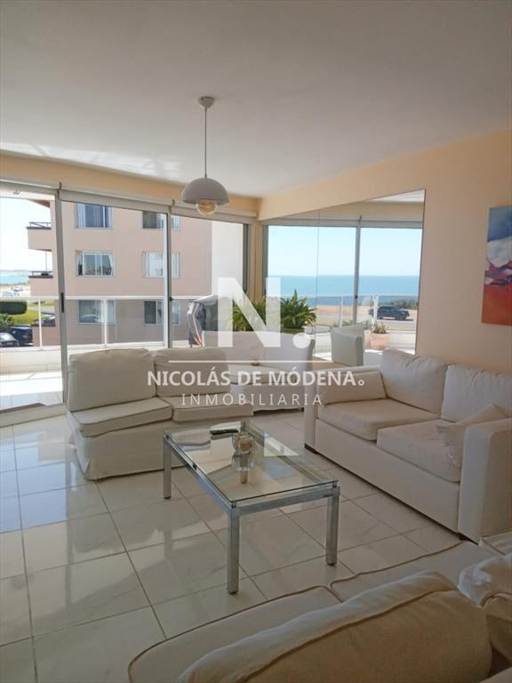 Apartamento en venta de 3 dormitorios en Punta