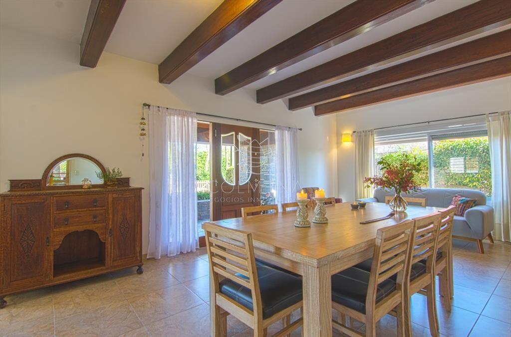 Espectacular Chalet en la Peninsula de Punta del