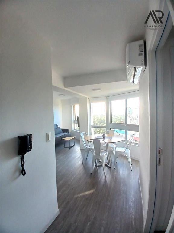 Apartamento de un dormitorio en venta c/ cochera en Cant...