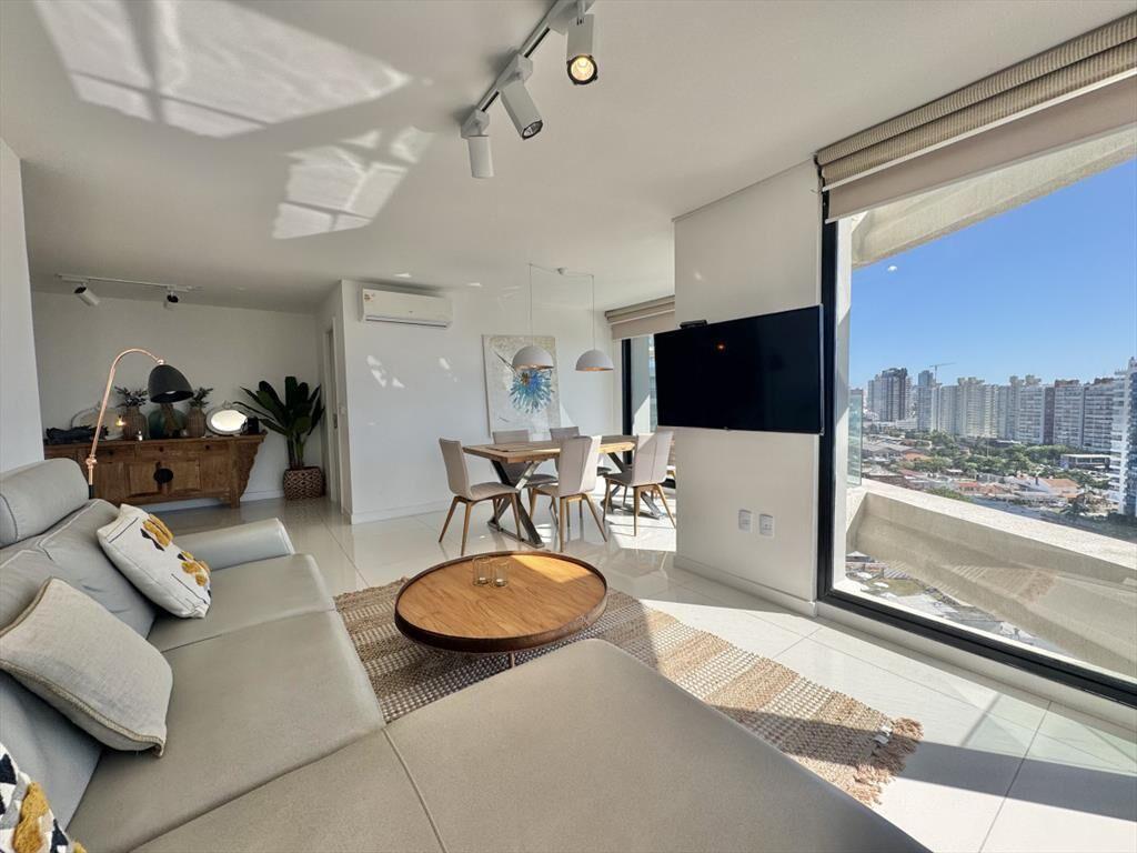 VENTA DE APARTAMENTO DE 3 DORMITORIOS EN EDIFICIO ARTOWER P