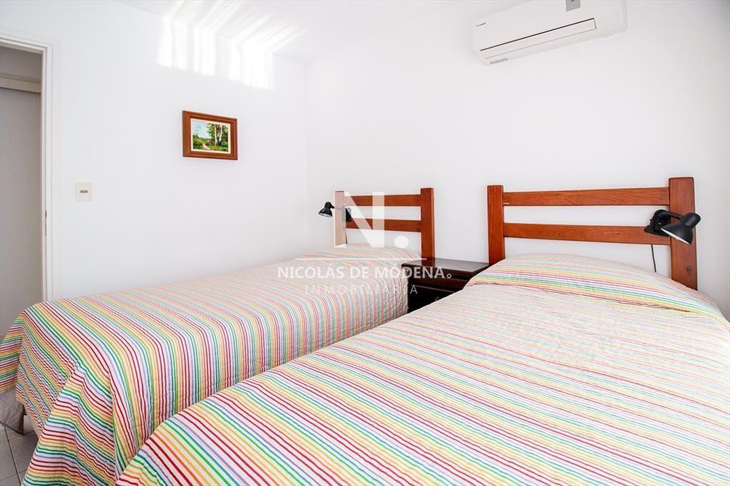 Apartamento en Venta de 3 dormitorios en Edificio