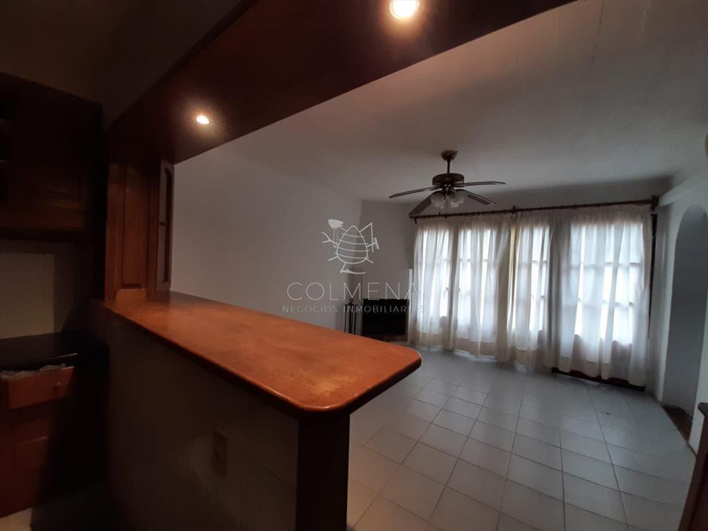 Muy linda Casa en San Carlos PLENO CENTRO!