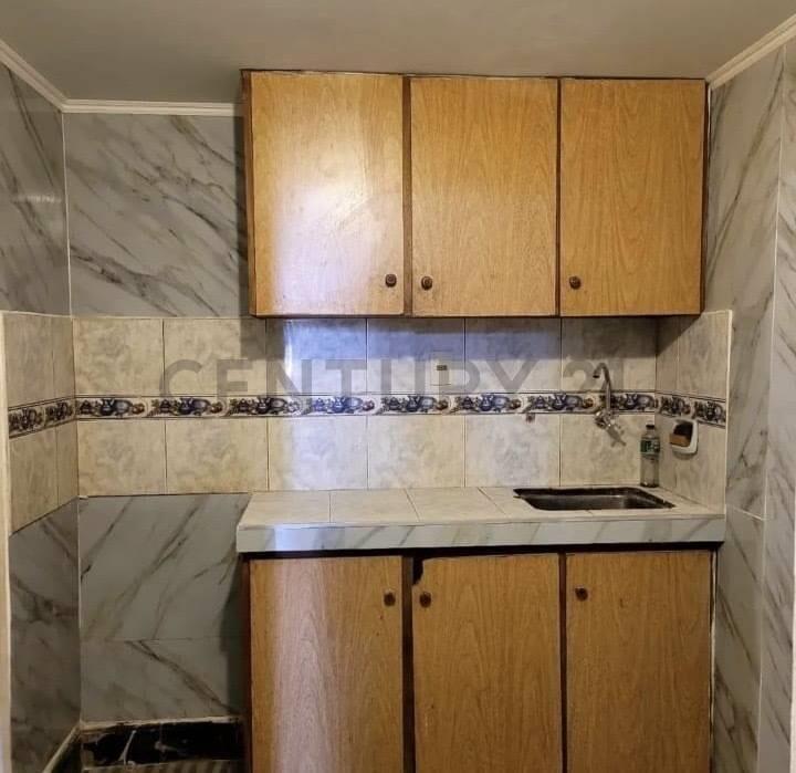 Venta casa 100m2, 3 dormitorios y altillo, SIN GC, Acepta...