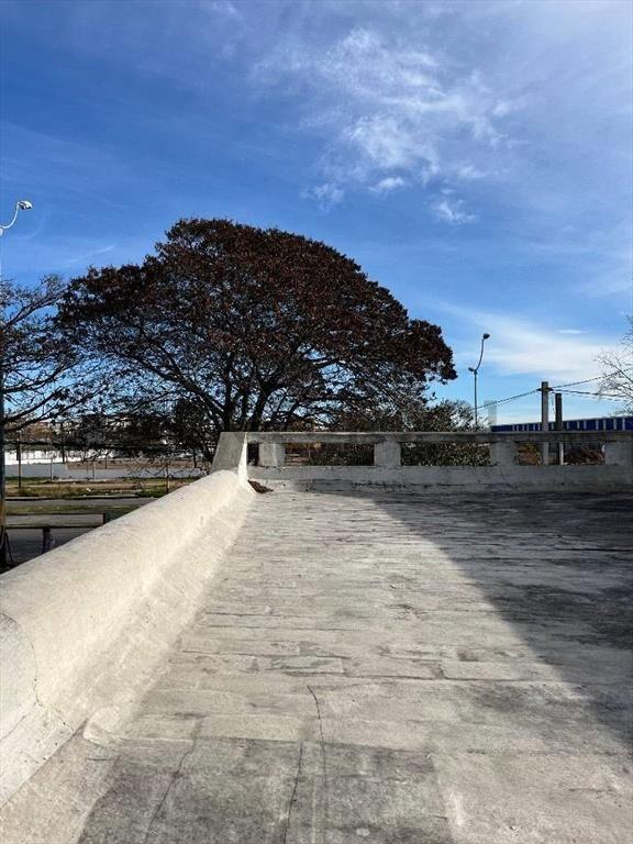 Oportunidad!!!Amplia casa para Reciclar, 5 dorm, garage, ...