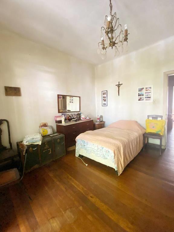 Venta casa de 4 dormitorios, amplio garage y patio en Pocit