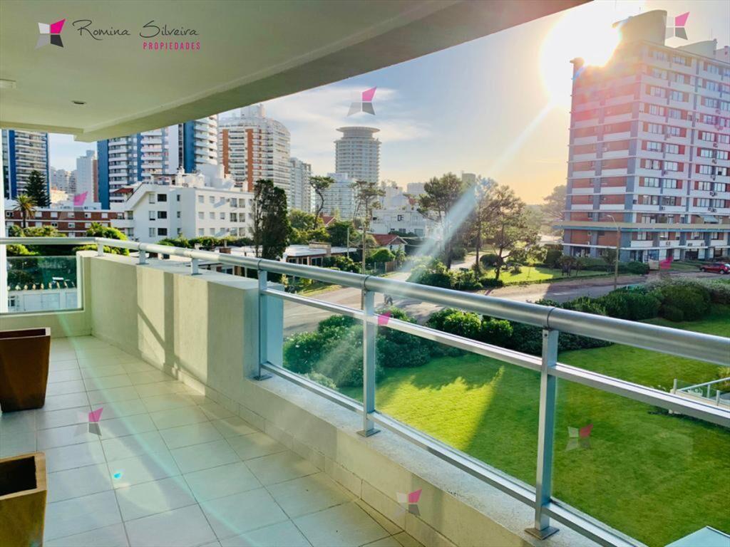 DEPARTAMENTO EN VENTA EN FOREST TOWER I