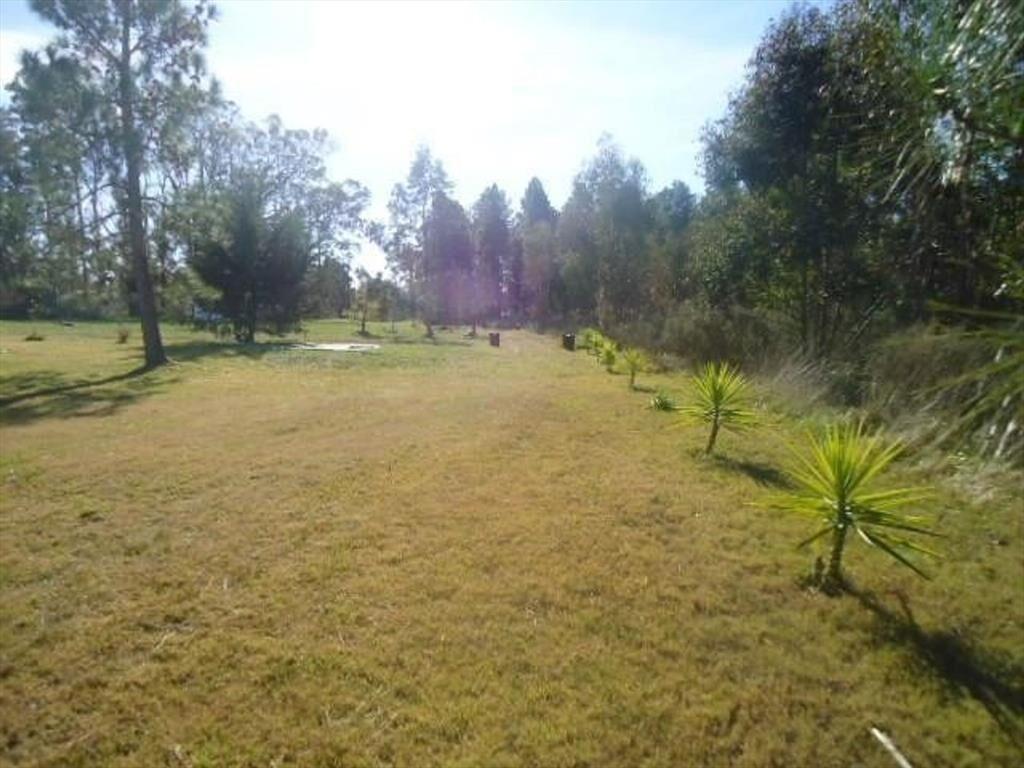 Venta de casa de campo 4 dormitorios zona Pando