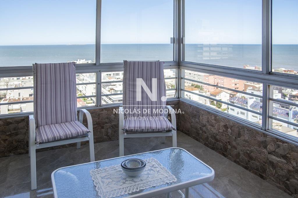 Departamento en venta de 2 dormitorios con vista