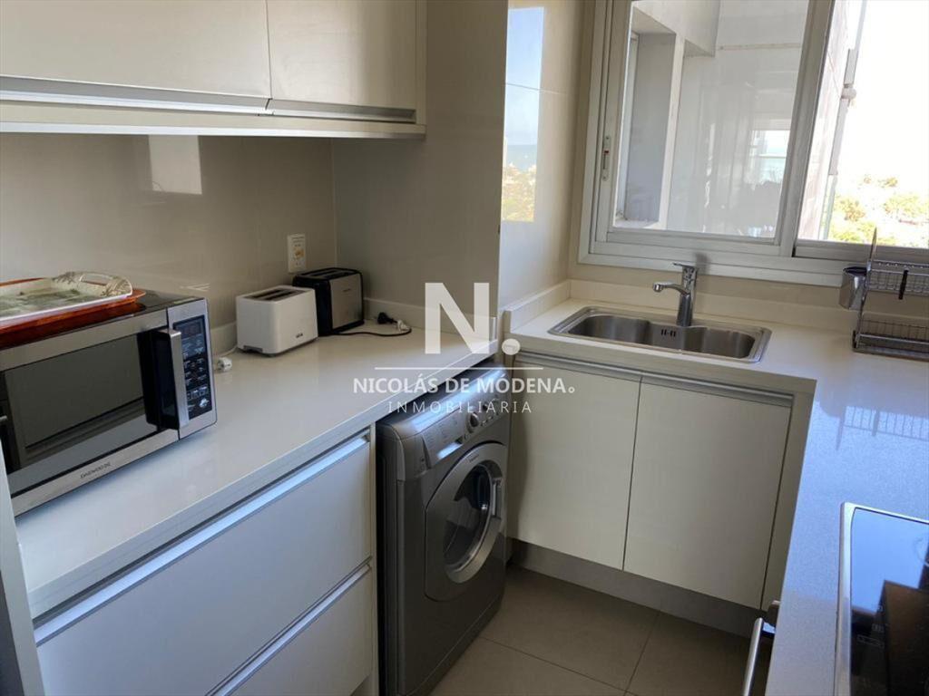 Oportunidad en venta de apartamento de 2 en del