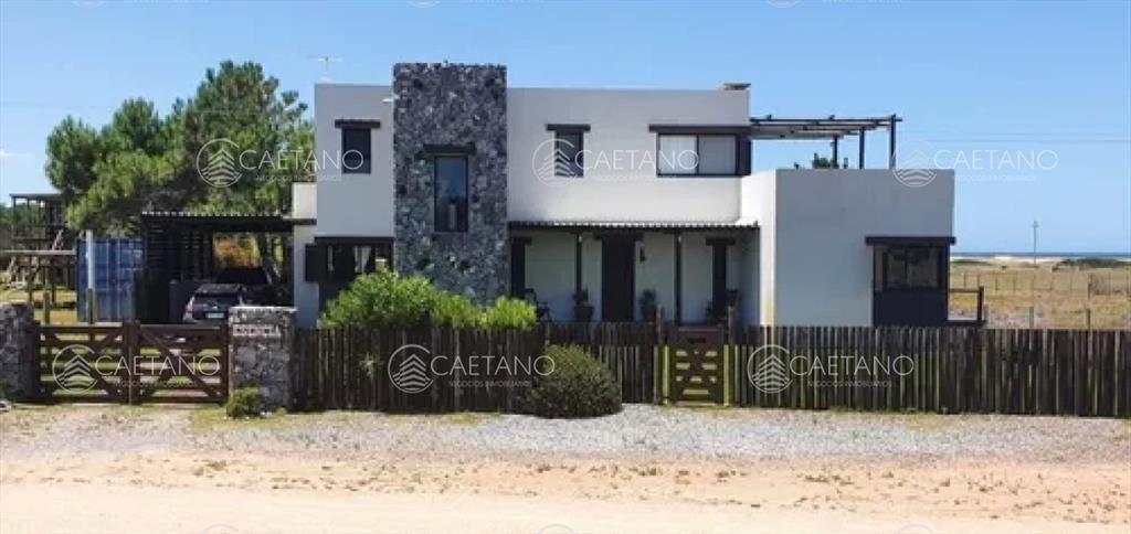 Venta casa 5 dormitorios. Arenas de JosÃ©