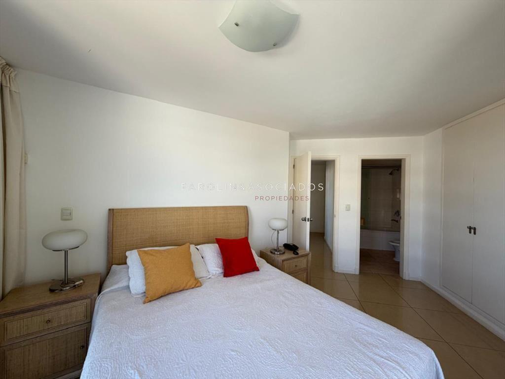 Apartamento en venta de 3 dormitorios en Brava,
