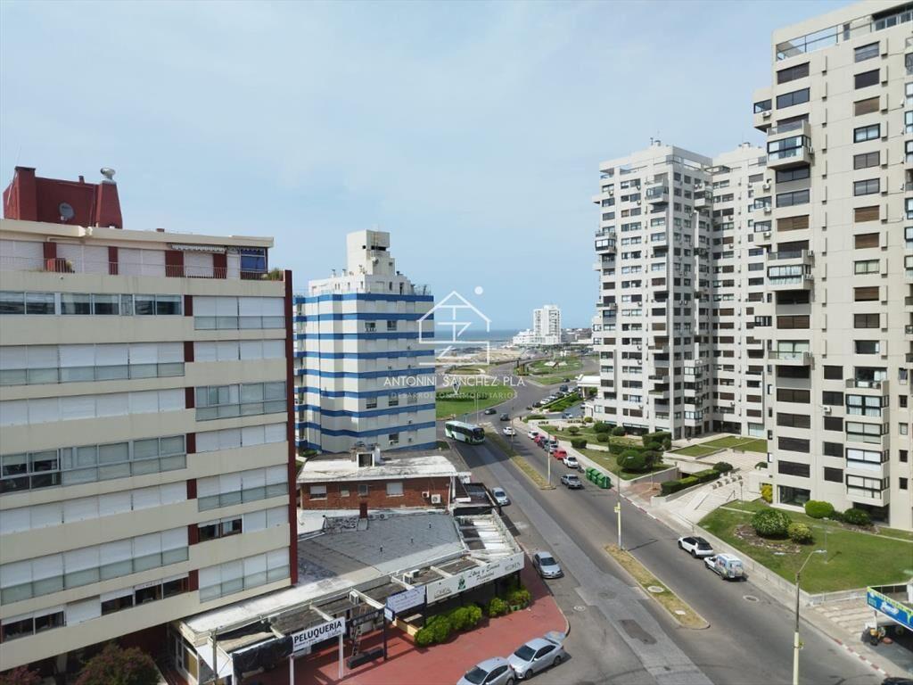 Alquiler de apartamento de 3 dormitorios en Punta del Este