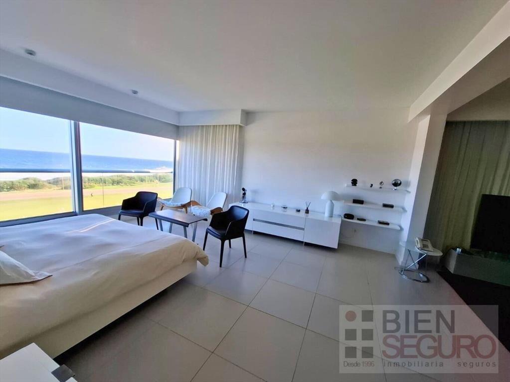 Penthouse dúplex en Rincón del Indio, a menos de 100 metros