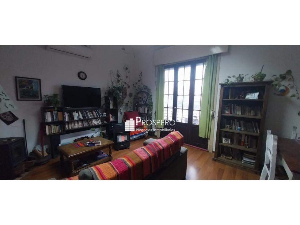 AL1897/1 Venta Casa 3dorm Aguada Balcón