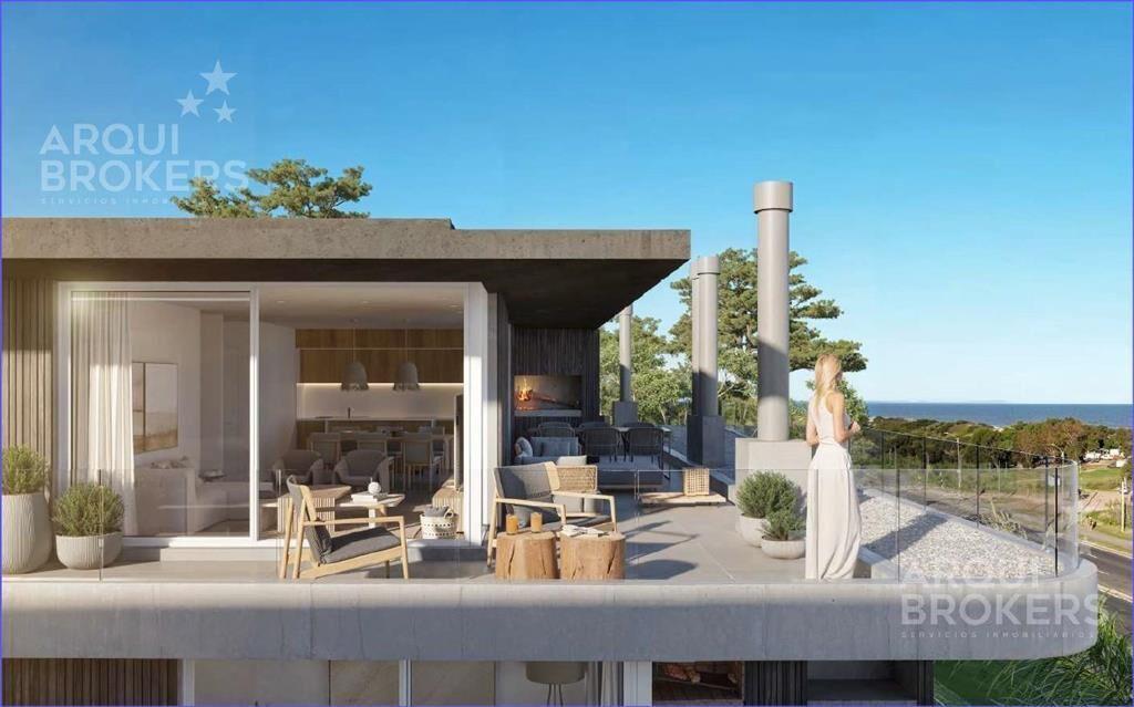 Apartamento de tres dormitorios en venta en Ciudad de la Co