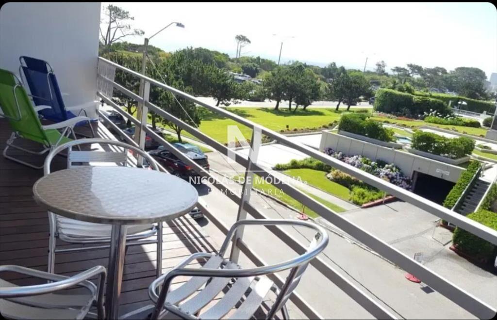 Departamento de 2 dormitorios en venta en Playa