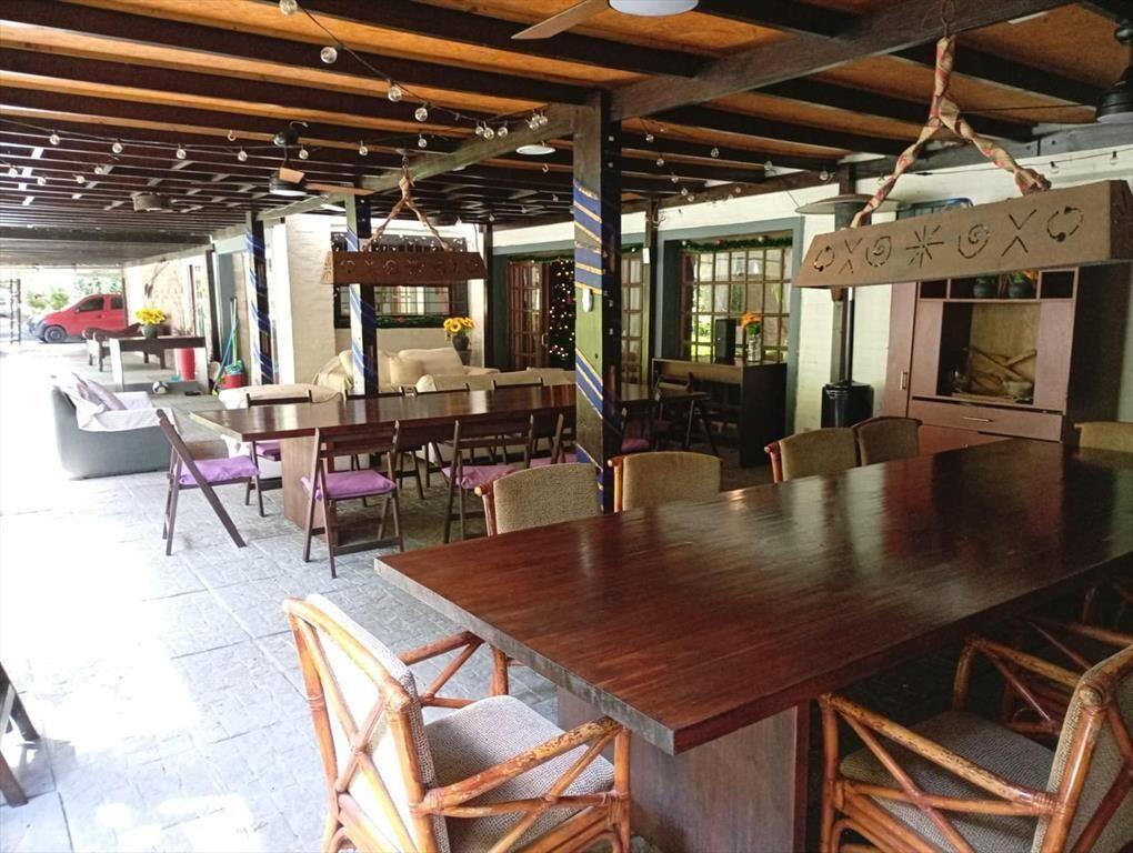 Casa en alquiler en Punta Ballena, 8 dormitorios, Gran capa
